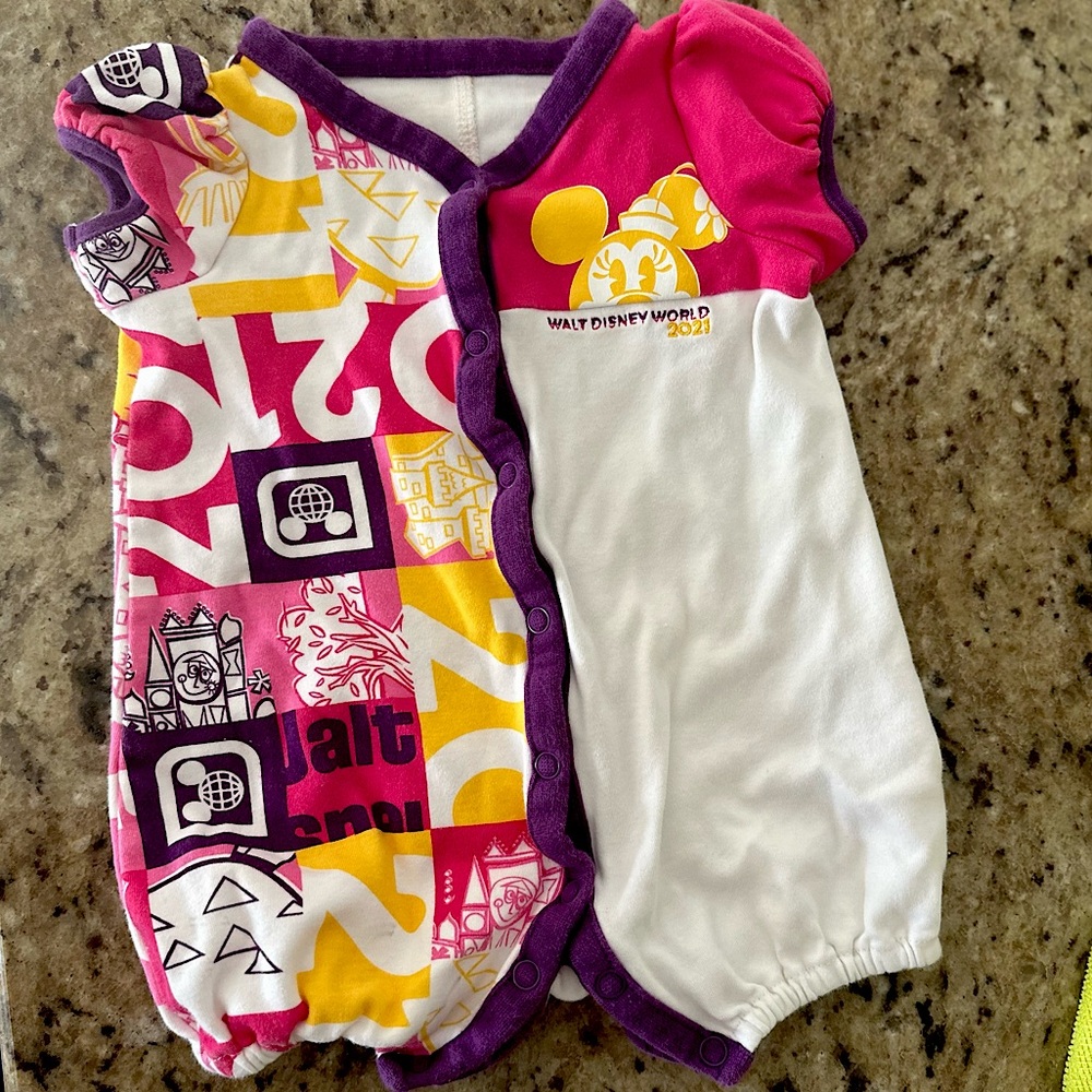 Disneyland Resort ORIGINAL 3 Month BabyGirl Romper Disneyland Theme